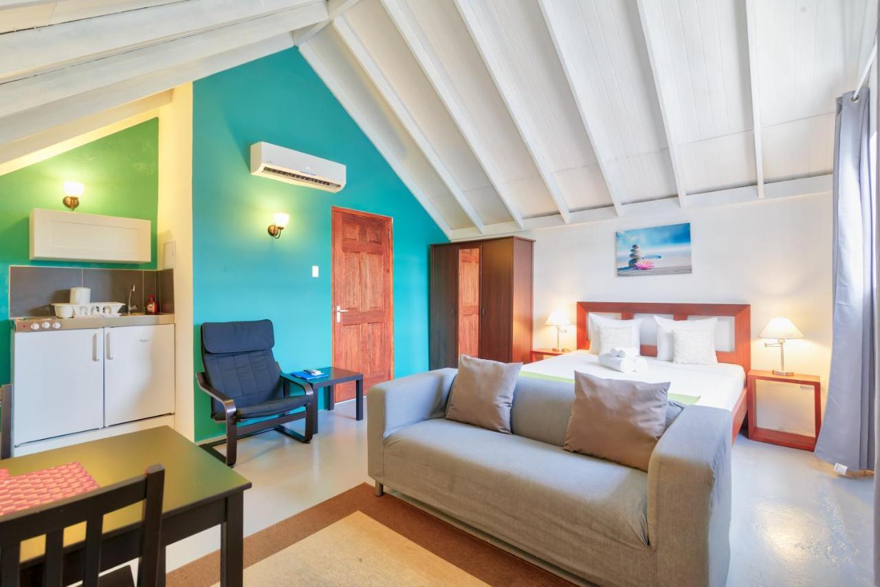 The Ritz Village (Adults Only) Βίλλεμσταντ Εξωτερικό φωτογραφία