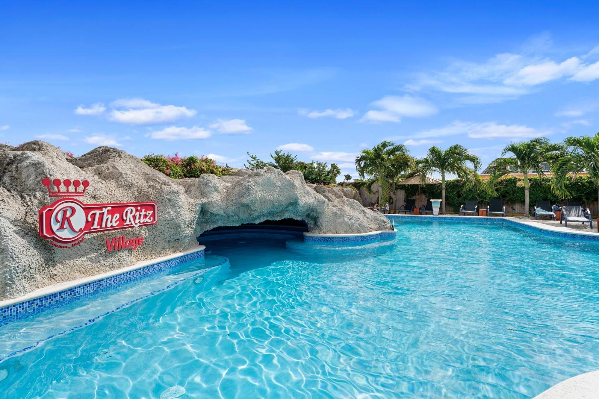 The Ritz Village (Adults Only) Βίλλεμσταντ Εξωτερικό φωτογραφία